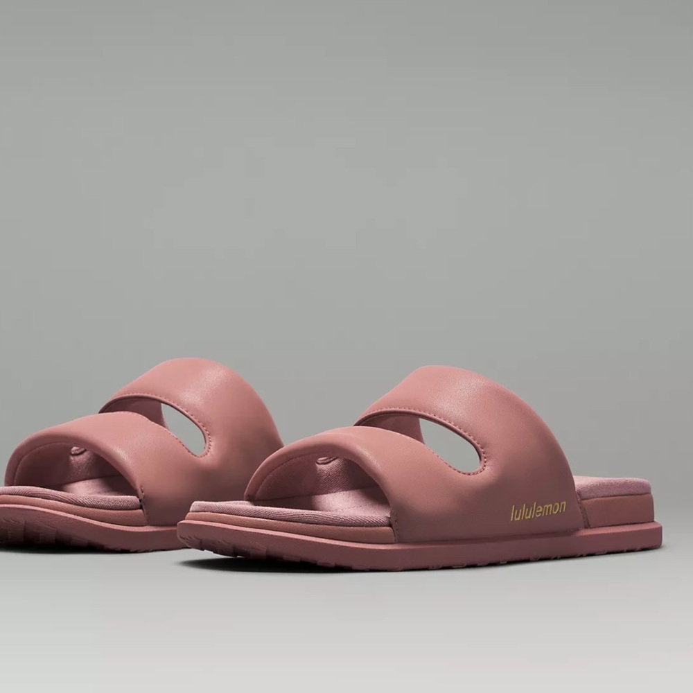 Lululemon Restfeel Slides